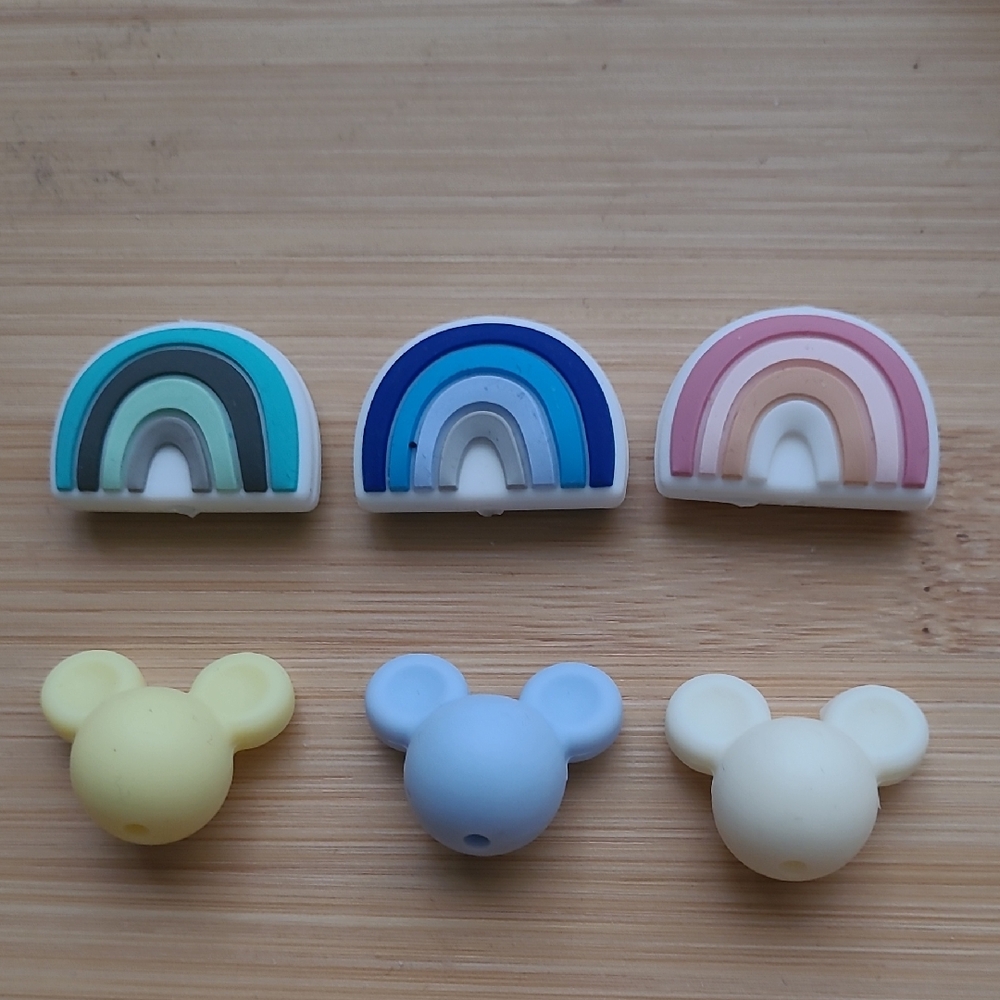 Set of Silicone Rainbow Clips and Mouse Beads - Pastel Greens, Blues, Pinks